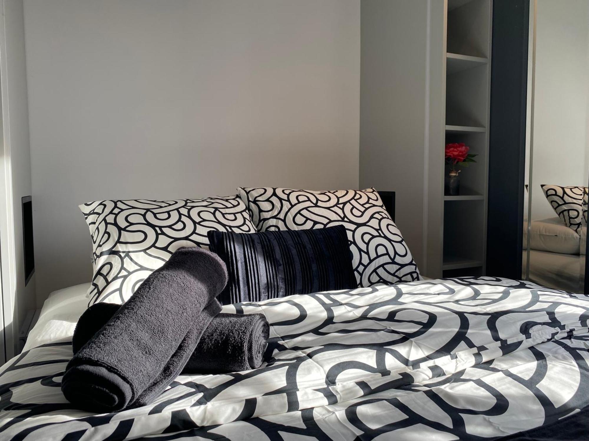 Lovers' Loft Apartment In Krakow - Orawska 7 Kültér fotó